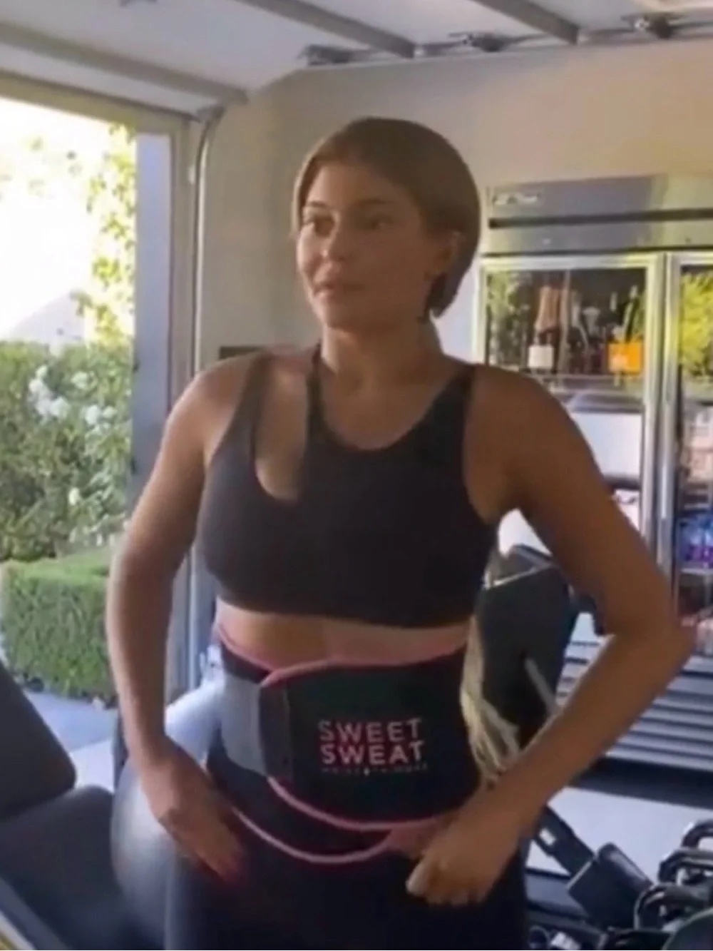 Alo Yoga Peak Bra in Black
